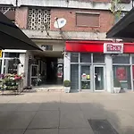 Apartment In Skanderbeg Square - Tirana Center 1