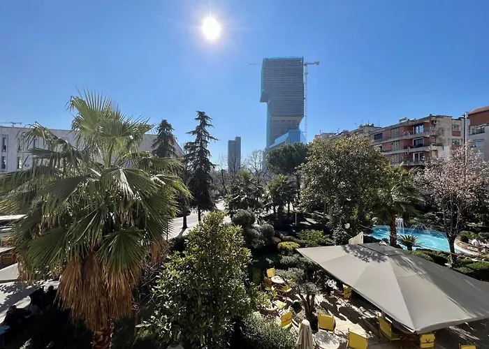Apartment In Skanderbeg Square - Tirana Center 1